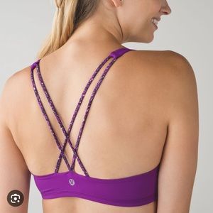 Lululemon Size 6 Free to Be Bra